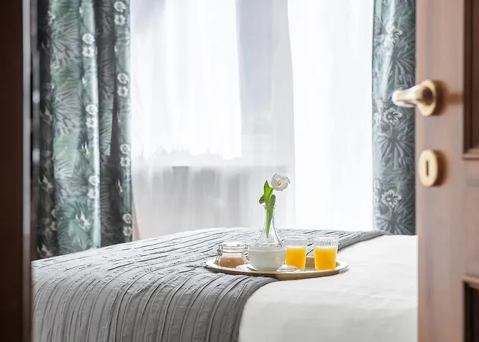 Hotell Lilla Hem *